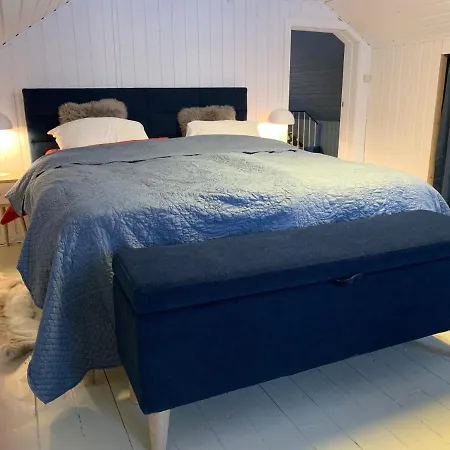 Holiday home The Red Fjordhouse