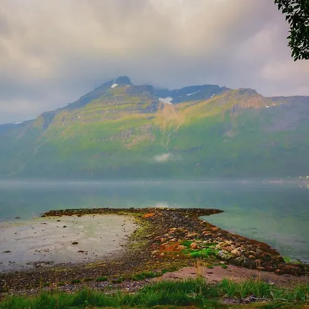 The Red Fjordhouse *